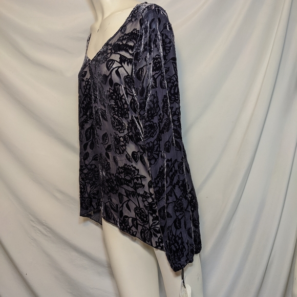 4 love and liberty | Johnny was | NWT | Medium - Picture 2 of 3